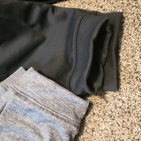 3 pairs of pants - Picture 6 of 6